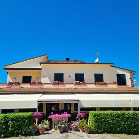 Hotel I Fiori Del Feo Malaventre Exterior foto